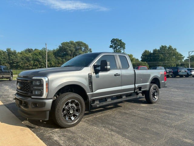 Used 2025 Ford F350 XL w/ STX Appearance Package AWD/4WD image 1
