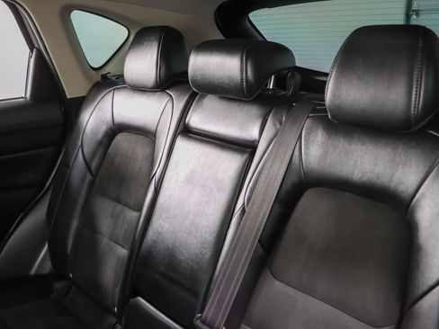Used 2019 MAZDA CX-5 Touring FWD image 26