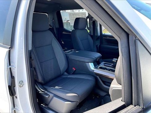 New 2026 Chevrolet Silverado 1500 RST w/ Dark Appearance Package image 29