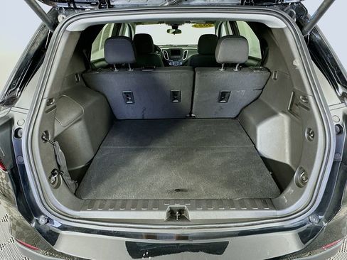 Used 2023 Chevrolet Equinox LT AWD/4WD image 32