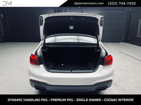 Used 2020 BMW M550i xDrive w/ Dynamic Handling Package AWD/4WD image 44