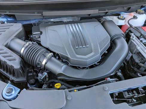 New 2026 Chevrolet Traverse LT w/ Midnight/Sport Edition image 16