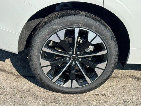 New 2026 Volvo XC60 B5 Plus w/ Protection Package Premier image 4