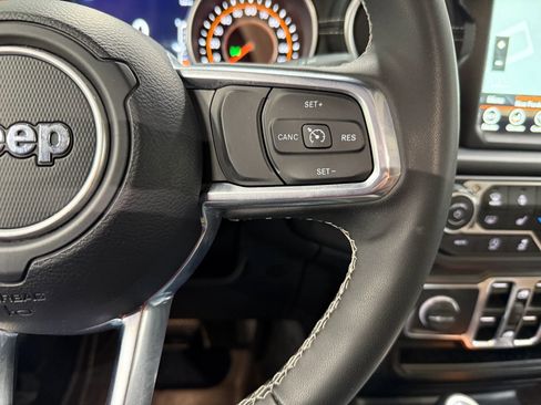 Used 2023 Jeep Gladiator Overland w/ Popular Equipment Package image 27