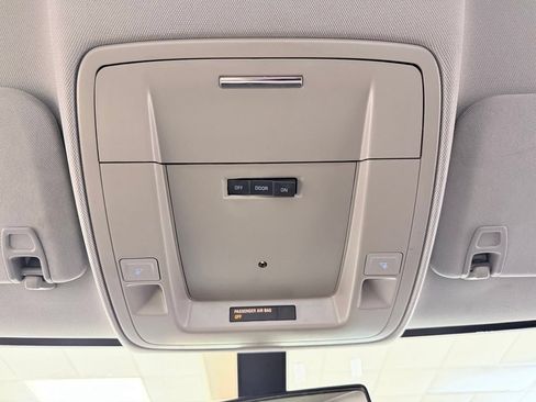 Used 2016 GMC Sierra 1500 2WD Regular Cab image 38