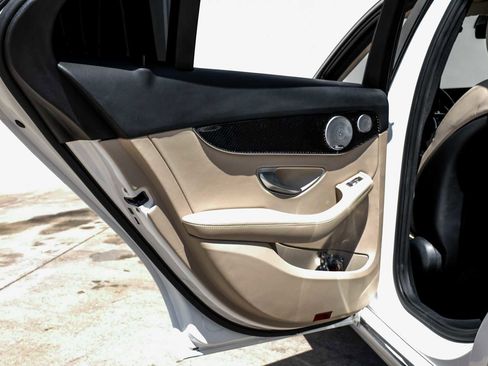 Used 2021 Mercedes-Benz C 300 Sedan image 46