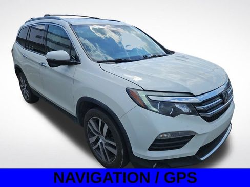 Used 2016 Honda Pilot Touring image 3