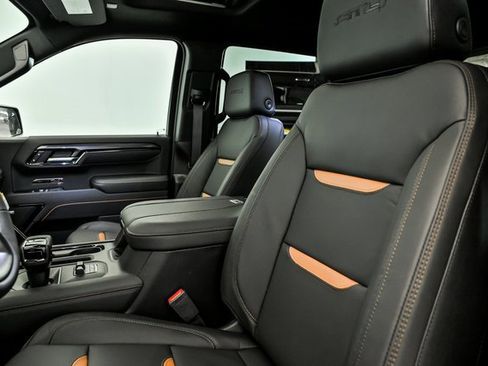 New 2026 GMC Sierra 1500 AT4 w/ Technology Package image 9