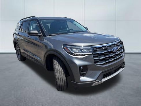 New 2026 Ford Explorer Active w/ Active Comfort Package AWD/4WD image 5
