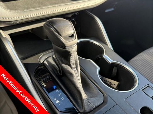 Used 2023 Toyota Highlander L image 29