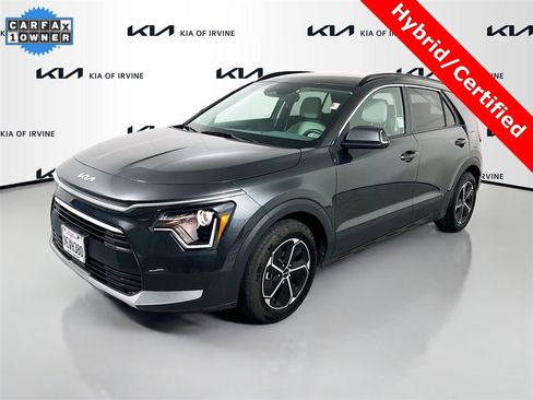 Used 2023 Kia Niro EX image 4