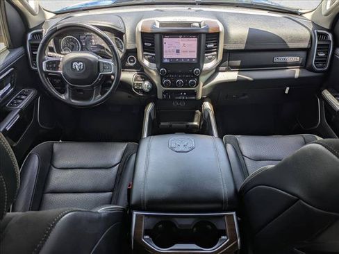 Used 2022 RAM 1500 Laramie AWD/4WD image 16