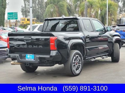Used 2024 Toyota Tacoma TRD Sport image 5