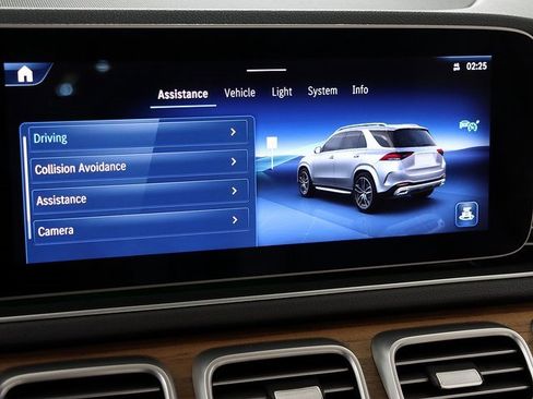 Certified 2026 Mercedes-Benz GLE 350 4MATIC image 18