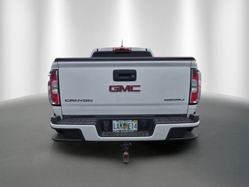 Used 2017 GMC Canyon Denali AWD/4WD image 3