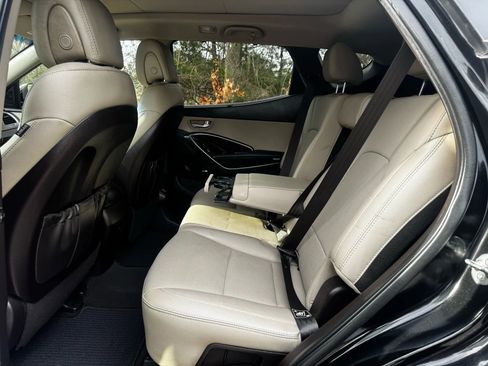 Used 2018 Hyundai Santa Fe Sport image 12