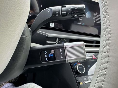 New 2026 Hyundai Santa Fe SE image 23