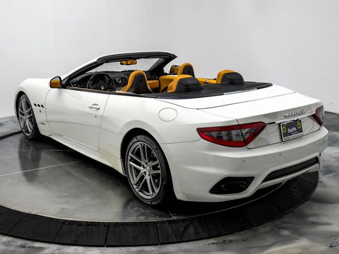 Used 2018 Maserati GranTurismo Sport image 13