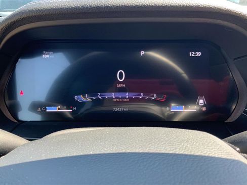 Used 2023 Jeep Grand Cherokee Limited AWD/4WD image 15