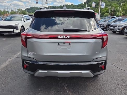 New 2026 Kia Seltos S AWD/4WD image 6