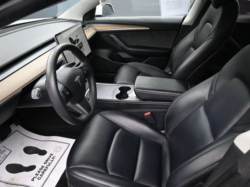 Used 2023 Tesla Model 3 Standard Range RWD image 23