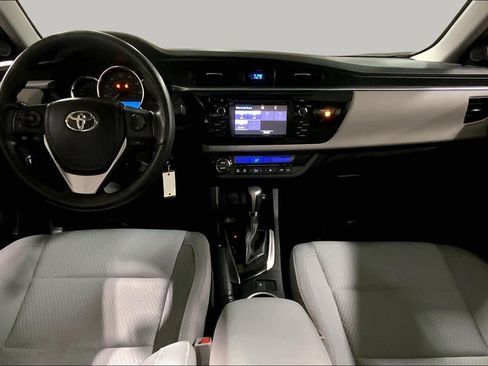 Used 2016 Toyota Corolla LE FWD image 16