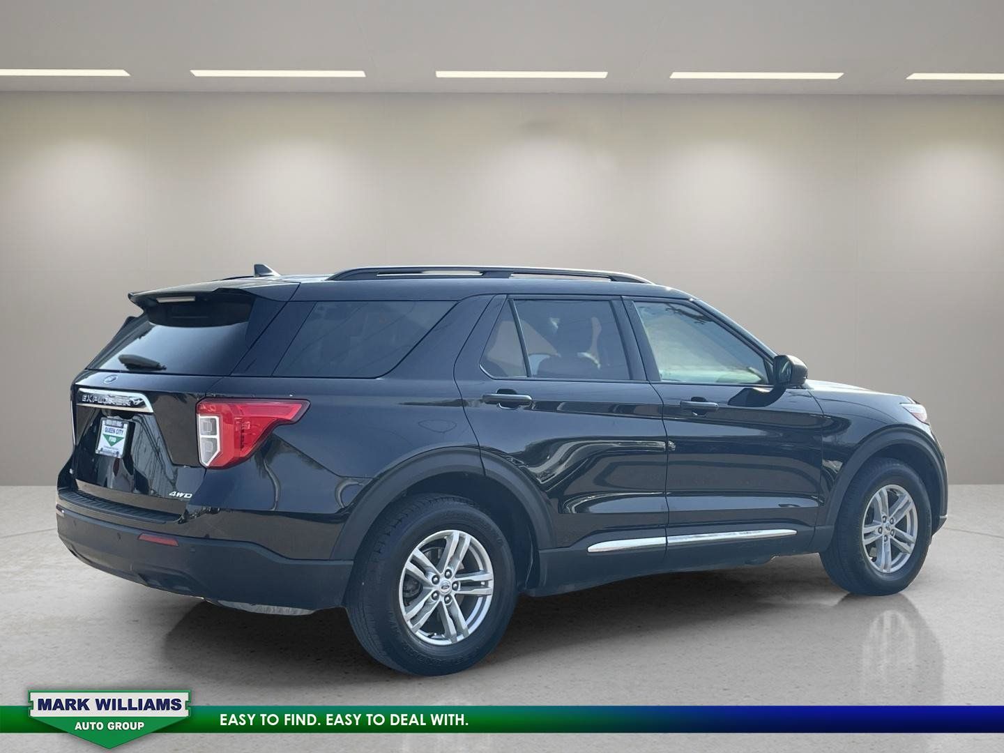 Used 2022 Ford Explorer XLT AWD/4WD image 5
