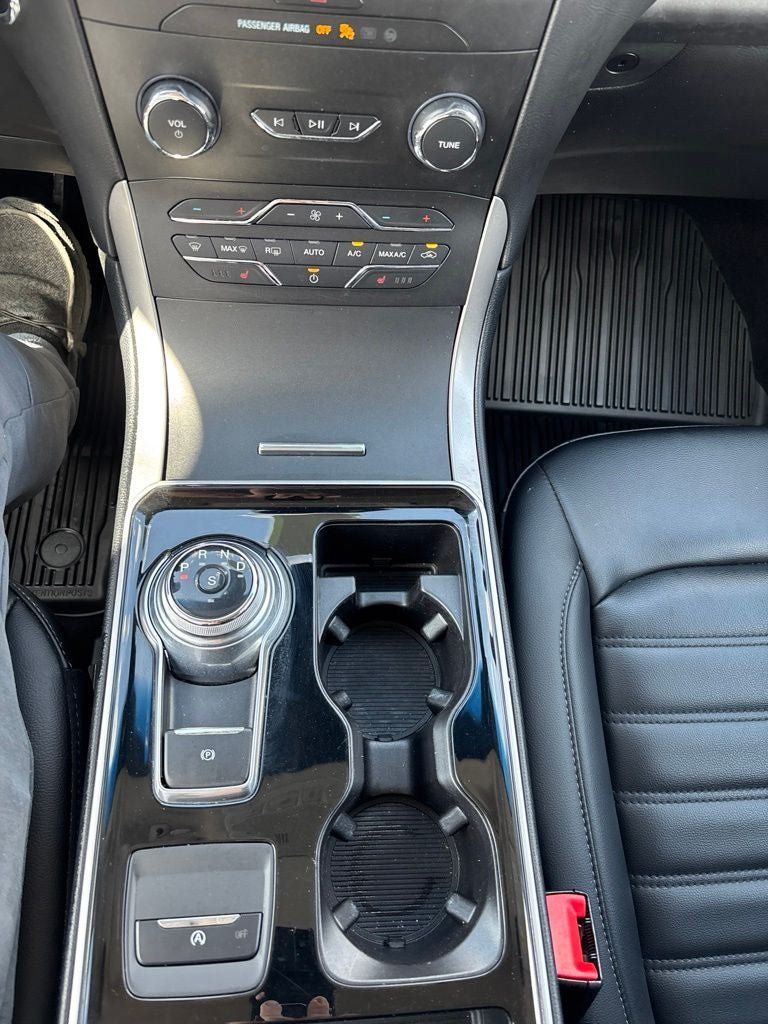 Used 2019 Ford Edge SEL w/ Equipment Group 201A AWD/4WD image 20