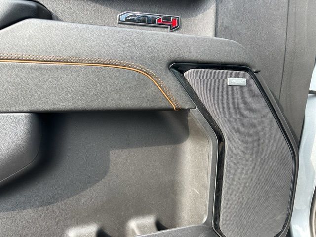 Used 2024 GMC Sierra 1500 AT4 w/ Technology Package AWD/4WD image 27