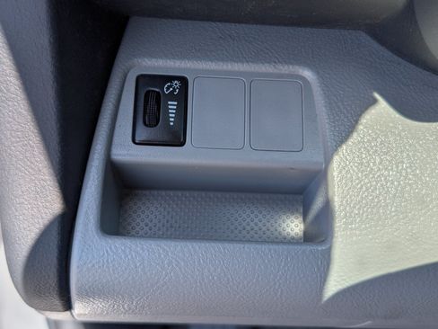 Used 2010 Toyota RAV4 2WD image 17