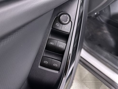 New 2026 Chevrolet Equinox LT w/ Convenience Package II image 58