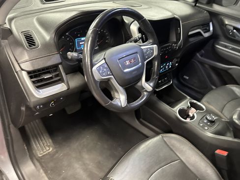 Used 2018 GMC Terrain SLT w/ Infotainment Package II image 10