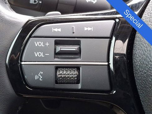 Certified 2023 Honda Pilot Elite image 21