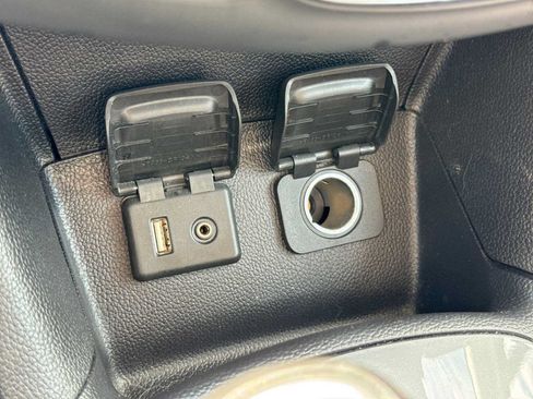 Used 2018 Chevrolet Cruze LT w/ Convenience Package FWD image 30
