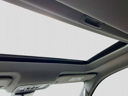 Used 2023 GMC Sierra 1500 Denali w/ Denali Carbonpro Edition image 11