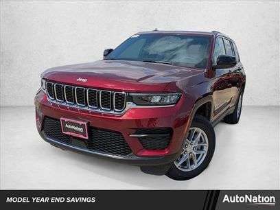 New 2025 Jeep Grand Cherokee Laredo
