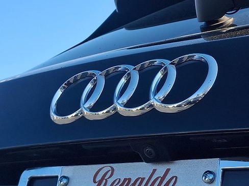 Used 2023 Audi Q3 2.0T Premium Plus w/ Premium Plus Package image 29