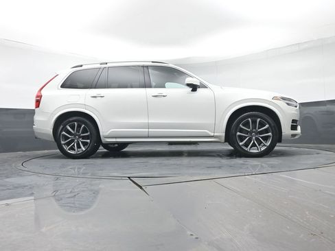 Used 2019 Volvo XC90 T5 Momentum image 36