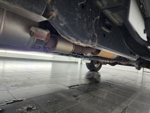 Used 2021 Ford F250 Lariat w/ Chrome Package image 24