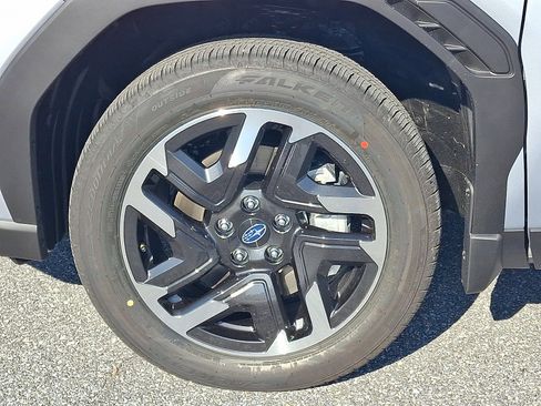 New 2025 Subaru Forester Limited image 5