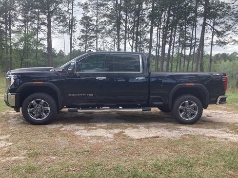 New 2026 GMC Sierra 2500 SLT w/ SLT Premium Package AWD/4WD image 1