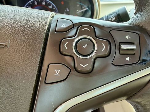 Used 2014 Buick LaCrosse Leather image 22