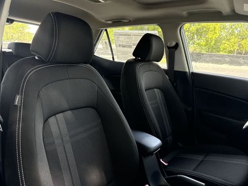 New 2026 Hyundai Venue SEL FWD image 27