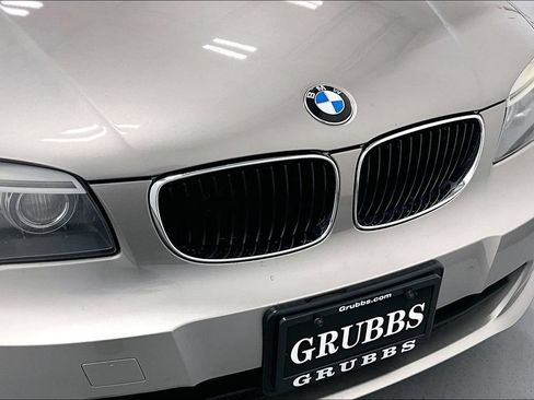 Used 2012 BMW 128i Convertible RWD image 25