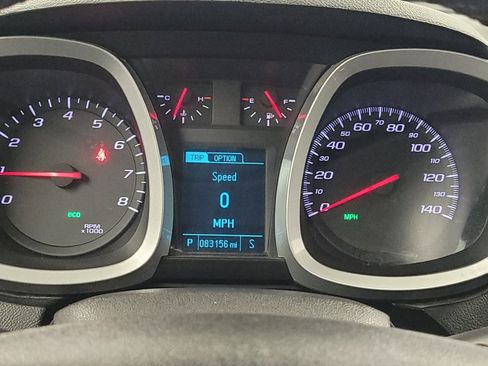 Used 2017 Chevrolet Equinox Premier w/ Enhanced Convenience Package FWD image 23