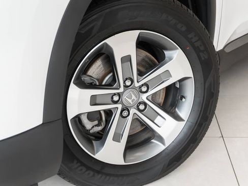 Certified 2025 Honda Pilot EX-L image 2