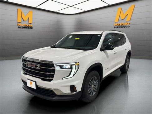 Used 2025 GMC Acadia Elevation image 4