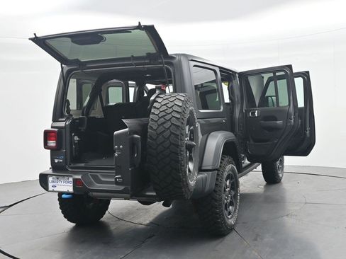 Used 2023 Jeep Wrangler Unlimited w/ Cold Weather Group AWD/4WD image 37