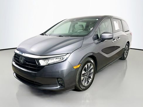Used 2023 Honda Odyssey EX-L image 3