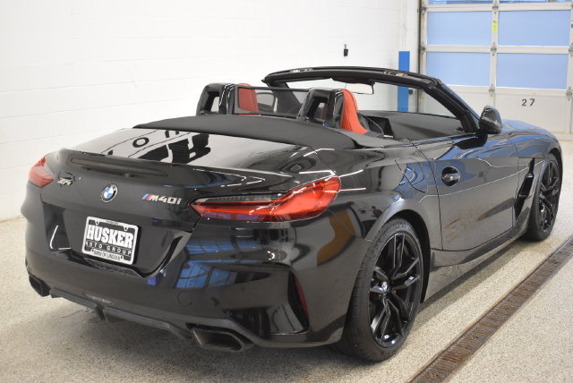Used 2022 BMW Z4 M40i w/ Premium Package RWD image 4